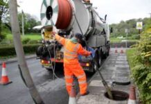 Как происходит прочистка труб гидродинамическим способом?