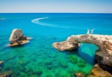 Куда поехать на море в Украине: лучшие курорты