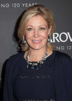 Надя Сваровски уйдет с руководящего поста в компании