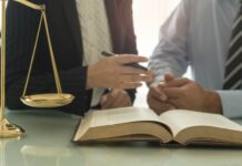 Как правильно выбрать адвоката?