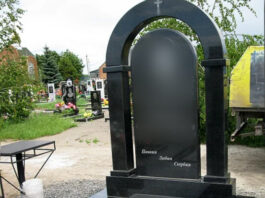 Какой памятник лучше поставить на могилу?