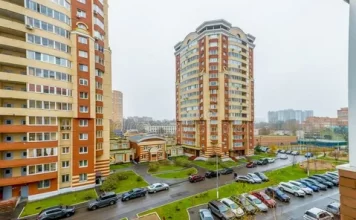 В каком районе Москвы лучше купить квартиру?