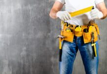 Кому доверить мелкий ремонт в квартире