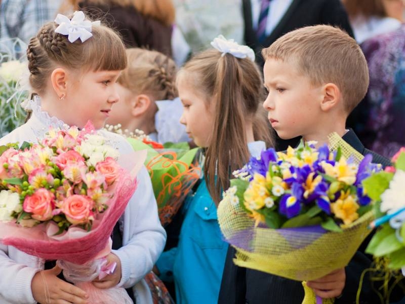 
Цена букетов к празднику 1 сентября в 2023 году: сколько стоят цветы для учителя                