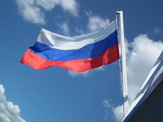 
День флага 22 августа 2023 года будет ли выходным в России                