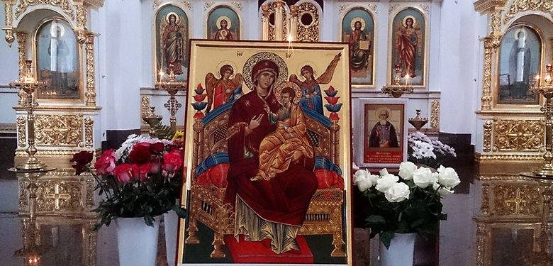 
Икона Божией Матери Всецарица и праздник Флора и Лавра: запреты, традиции и молитвы                