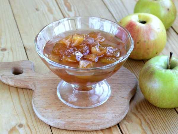 
Как быстро сварить вкусное варенье дольками из яблок и груш                