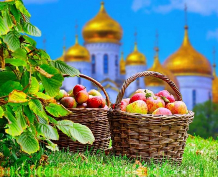 
Медовый, Яблочный и Ореховый Спасы: точные даты и традиции                