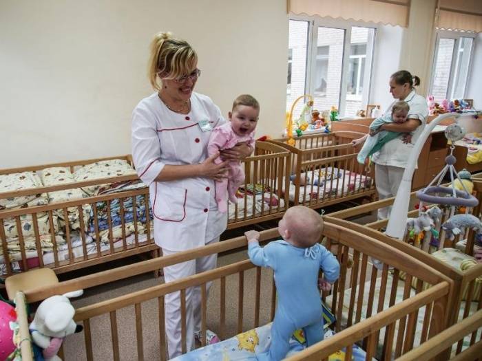 
Система детских садов в России: возможности и права родителей                