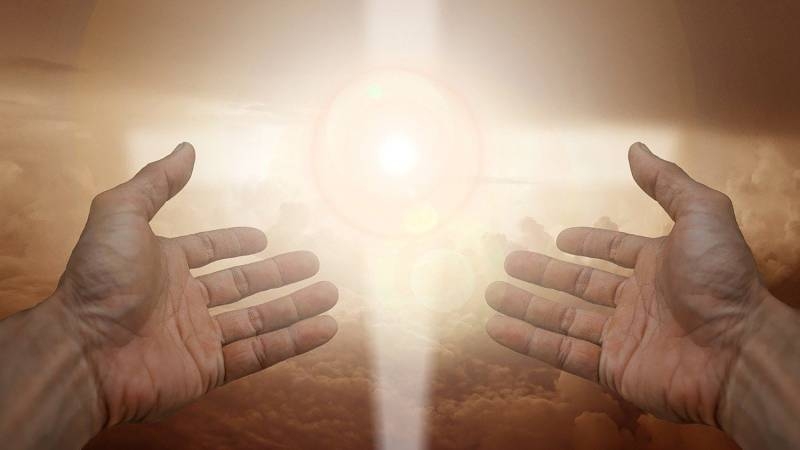 
В мире набирает обороты теория о том, что «Иисус есть Солнце»                