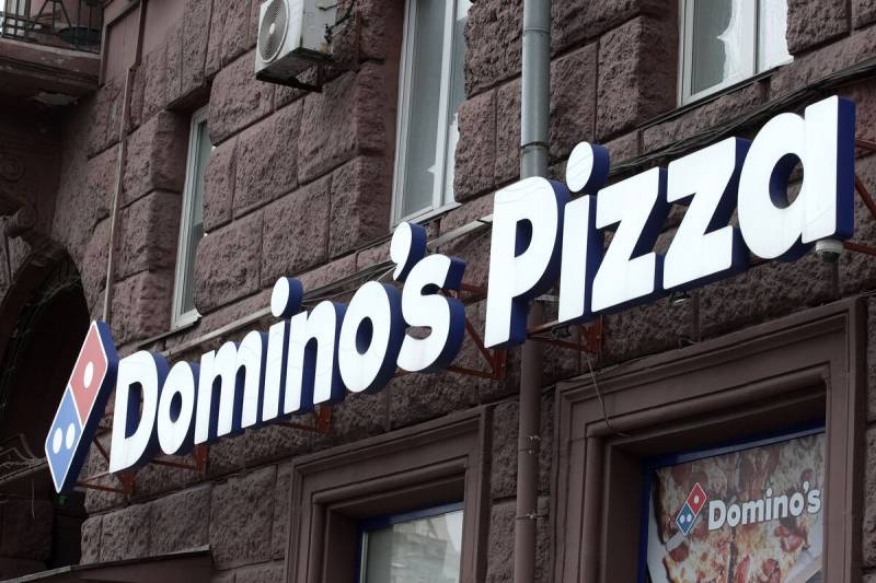 
Что творится за кулисами крупнейших российских пиццерий: кризис в «Domino’s Pizza» и «Додо пицца»                
