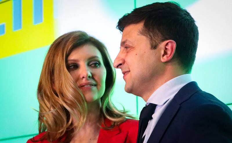 
Кто станет новым президентом Украины: Зеленский и Залужный на грани конфликта                