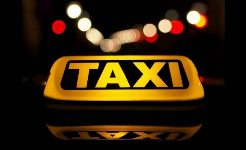 
Новый закон о такси в России: подорожание, безопасность и новые требования                