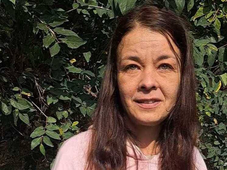 
Пьяная Юлия Захарова на похоронах Гришечкина: история драмы и неразрешенных конфликтов                