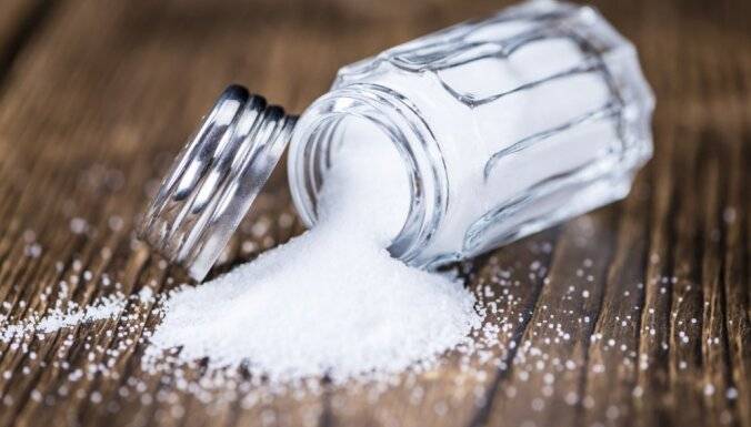 
Почему на день Александра Сытника 12 сентября на Руси боялись рассыпать соль                