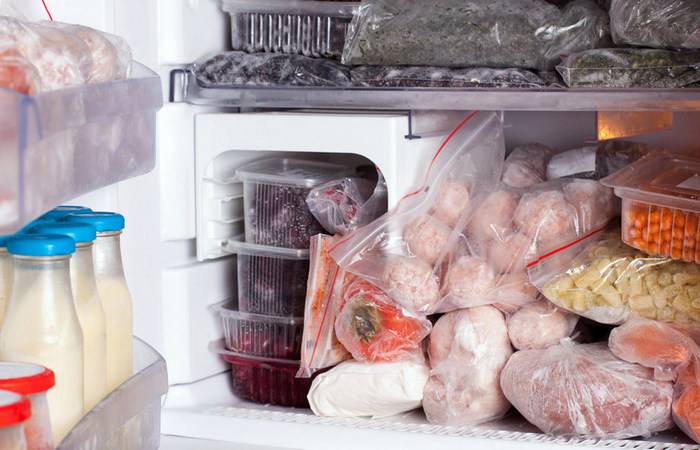 
Замораживание продуктов: как правильно сохранить их свежесть и полезность                