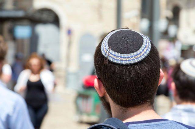 
Антисемитизм в Европе: почему в Мюнхене евреям запретили носить иудейские символы?                