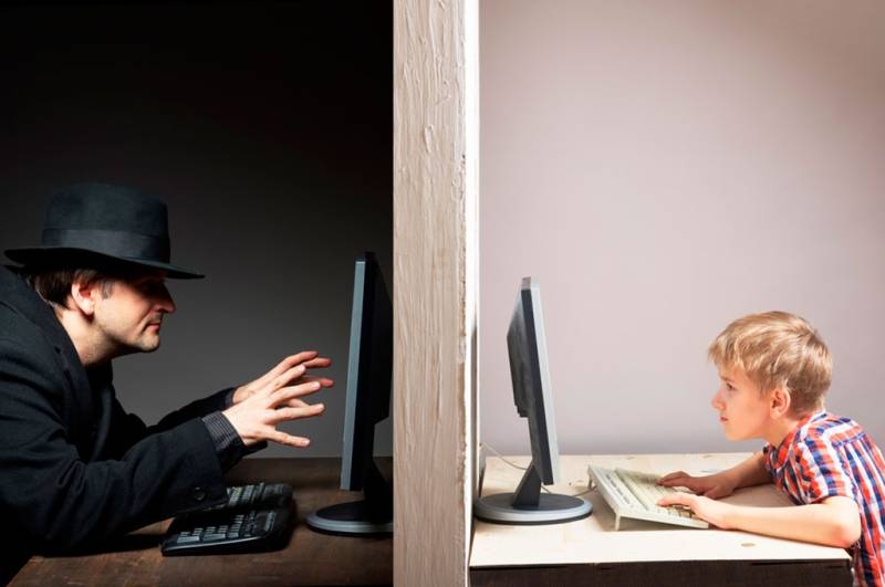 
Как мошенники обманывают детей и как этого избежать: уроки кибербезопасности для родителей                
