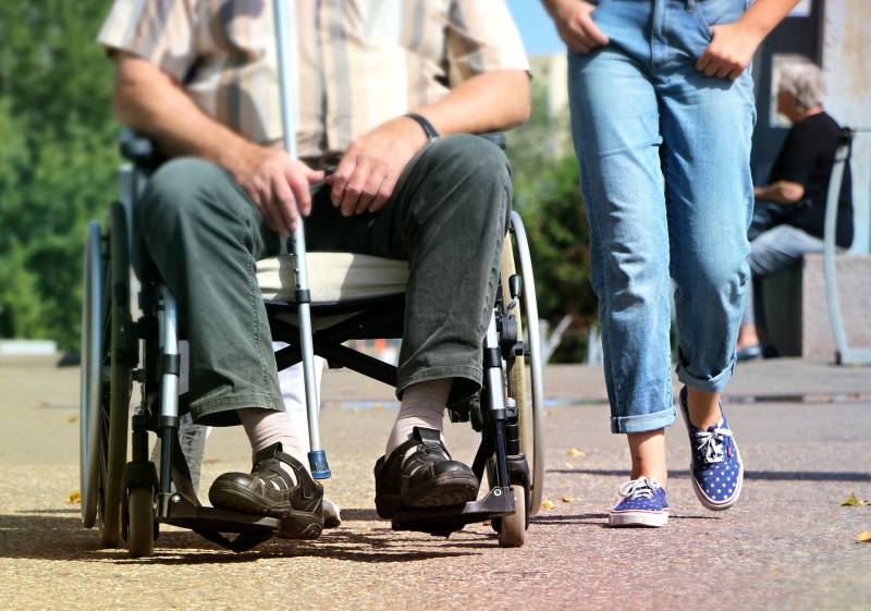 
Пенсионерам доплатят за инвалидность: как получить прибавку и сколько она составит                