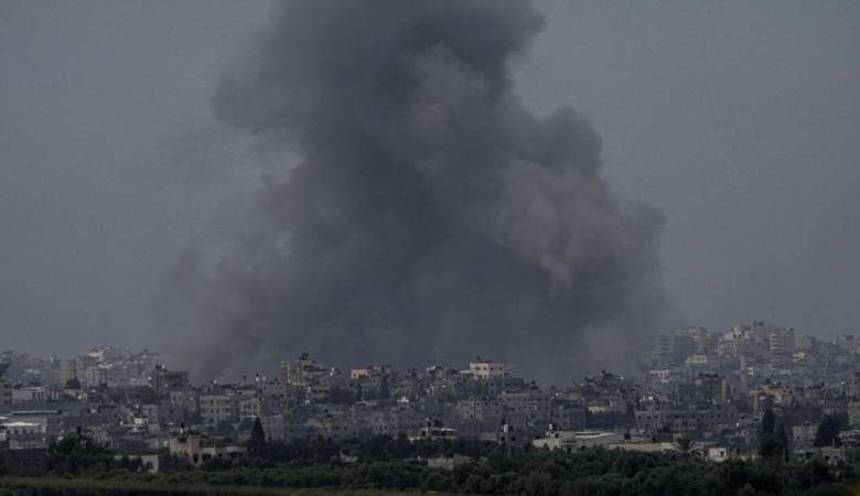 
Трагедия в Газе: удар по больнице вызвал гибель людей и массовые протесты                
