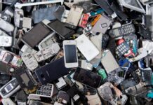 Скупка мобильных телефонов: что за услуга и ее особенности