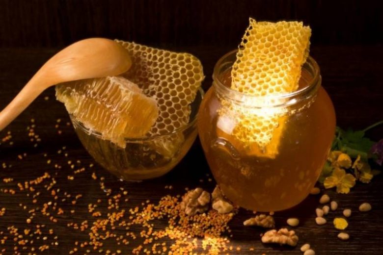 
Зачем на День Якова 5 ноября на Руси устраивали пчелиные игры и разбрасывали по полю вчерашний хлеб                