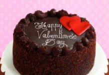 Как испечь простой шоколадный торт на День святого Валентина