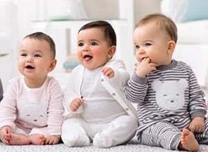Качество и удобство с первых дней жизни: как выбрать одежду для малышей