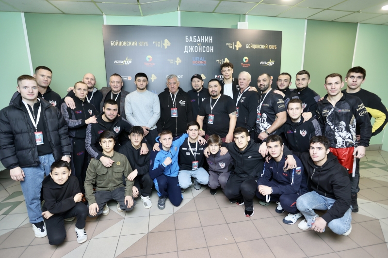 Южноуральские боксеры выиграли выставочные поединки на турнире «Бойцовский клуб»