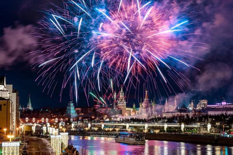 
На воздухе: названы парки Москвы, где можно весело встретить Новый год                