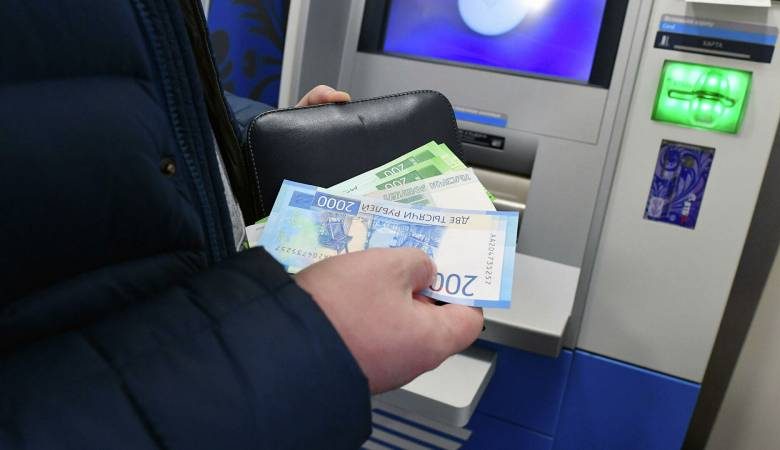 
Спешите писать заявление: кто может получить ежемесячную выплату от 7 и 14 тысяч рублей                