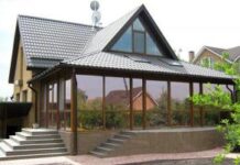 Надежность на годы: на что обратить внимание при выборе окон для загородного дома