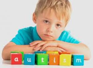 Аутизм у ребенка: 10 признаков, чтобы его распознать
