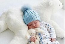 Вибираємо одяг новонародженому: корисні поради