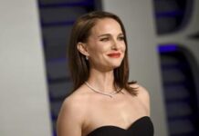 Натали Портман поделилась редким фото с сыном и дочерью