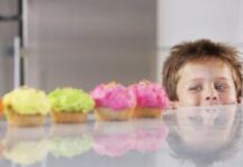 Как отучить себя от сладкого: актуальные советы диетологов