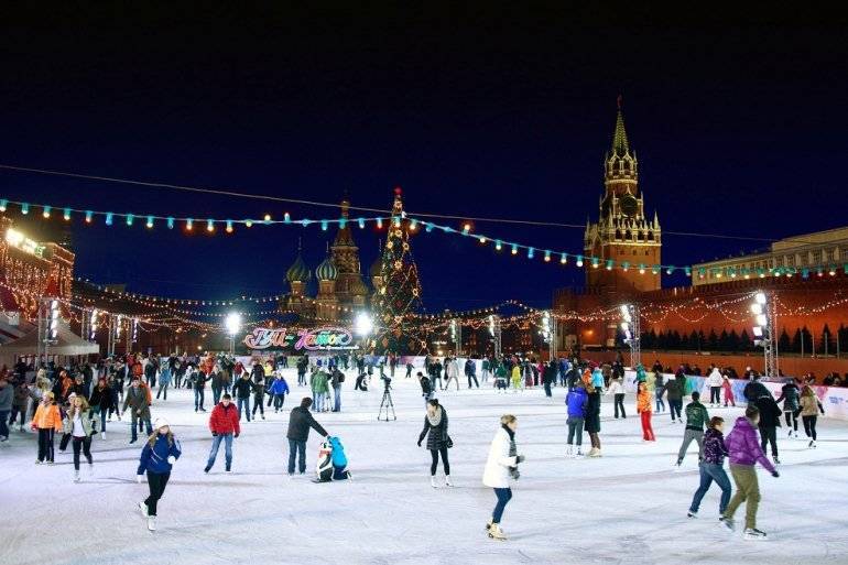 
Бесплатная программа для студентов в Татьянин день 25 января 2024 года в Москве: куда сходить                