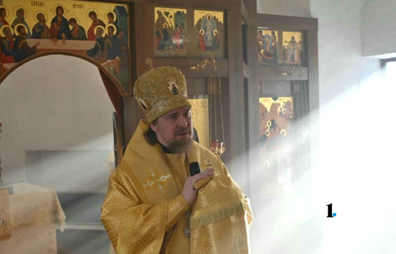 Митрополит Челябинский и Миасский Алексий провел службу в храме в Кунашакском районе