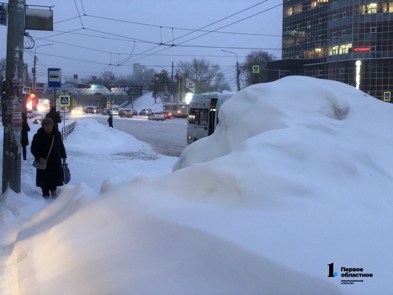 На Челябинск второй раз за неделю обрушился аномальный снегопад