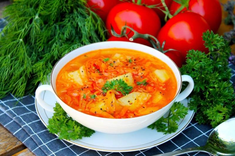 
Пять забытых дешёвых советских супов, которыми десятилетиями кормили нацию                
