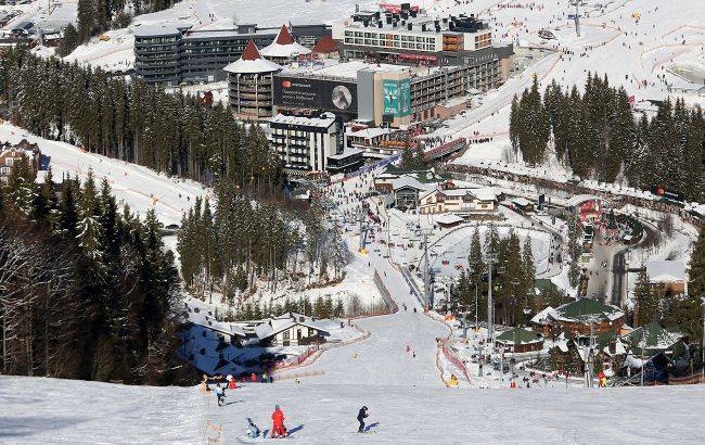 
Резонанс на Закарпатье: чем занимаются на украинских горнолыжных курортах                