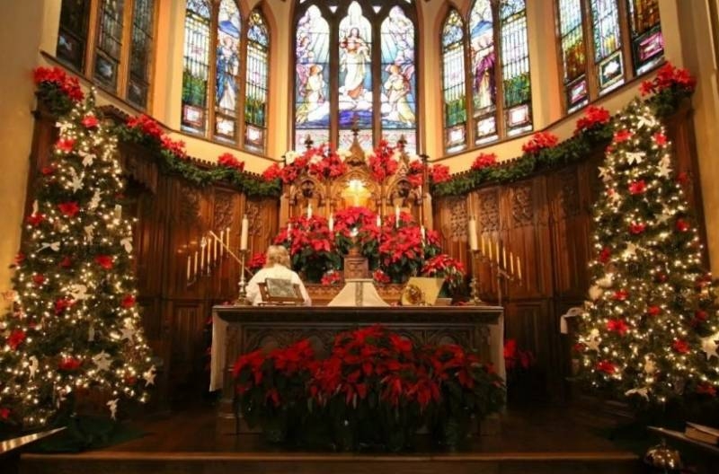 
Рождество Христово: почему некоторые страны отмечают его 7 января                