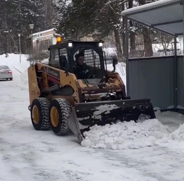 В Челябинской области продолжают ликвидировать последствия снегопадов