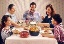 Дела семейные: нужно ли посвящать детей в финансовые проблемы?