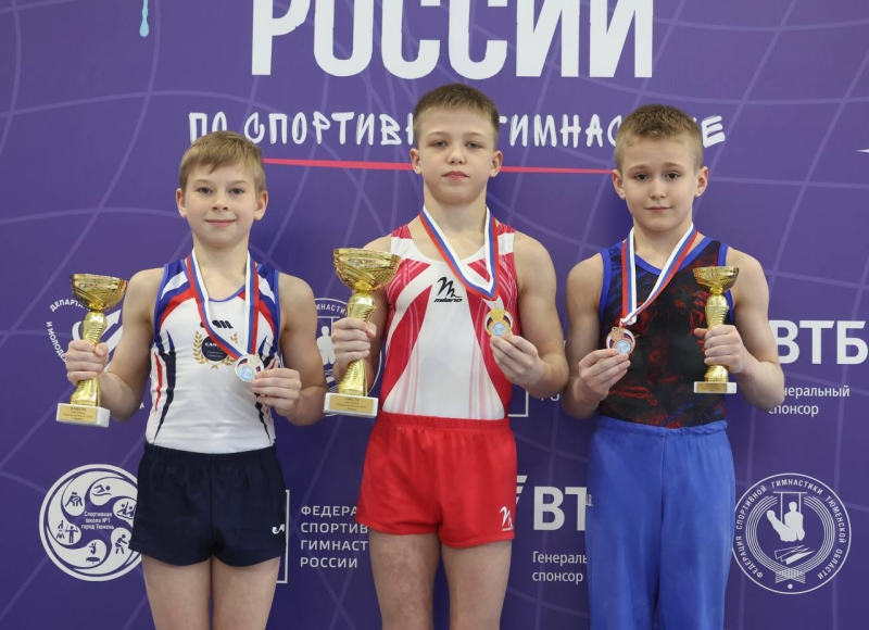 Челябинский гимнаст Семен Калистратов стал одним из героев первенства России
