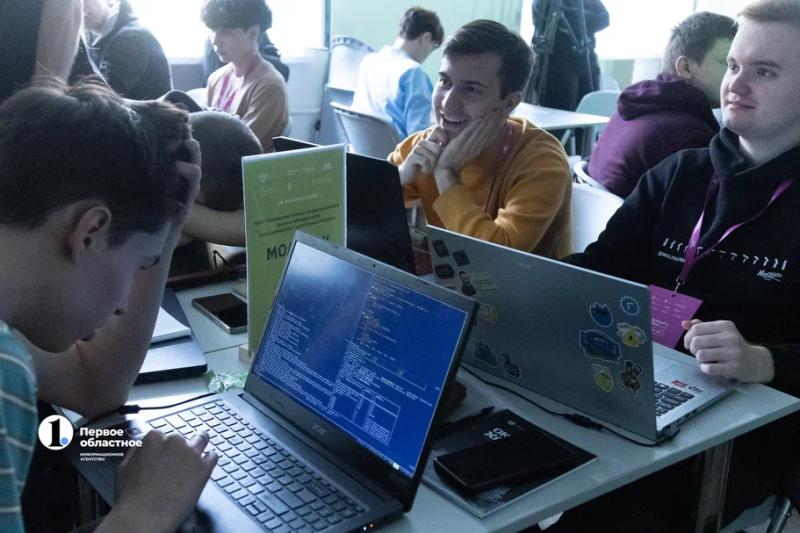 42 часа для решения IT-задач: в Челябинске стартовали соревнования среди разработчиков