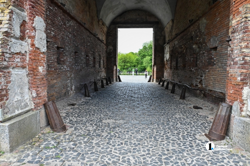 Брестская крепость — граница войны и мира