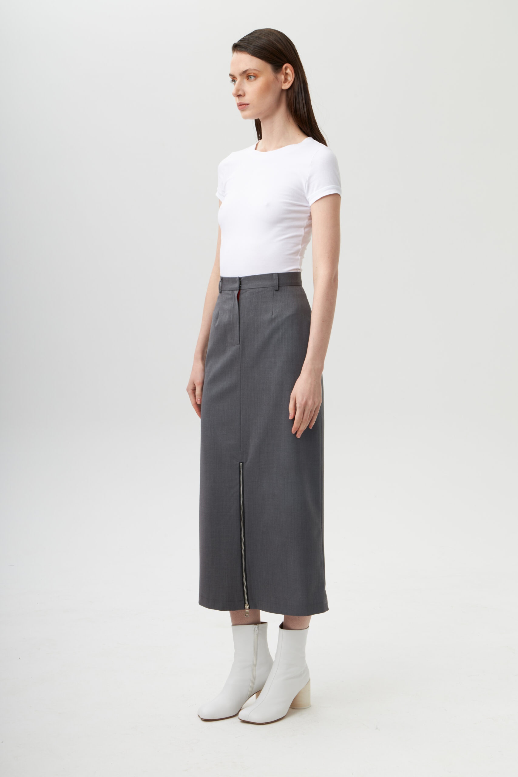 Длинная юбка макси – модные тренды и советы по составлению образа