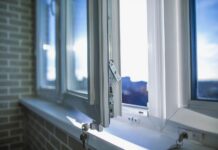 Как рассчитать стоимость пластикового окна на онлайн-калькуляторе