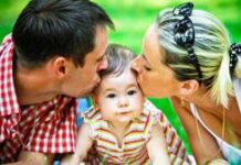 Грудные дети должны спать лицом вниз